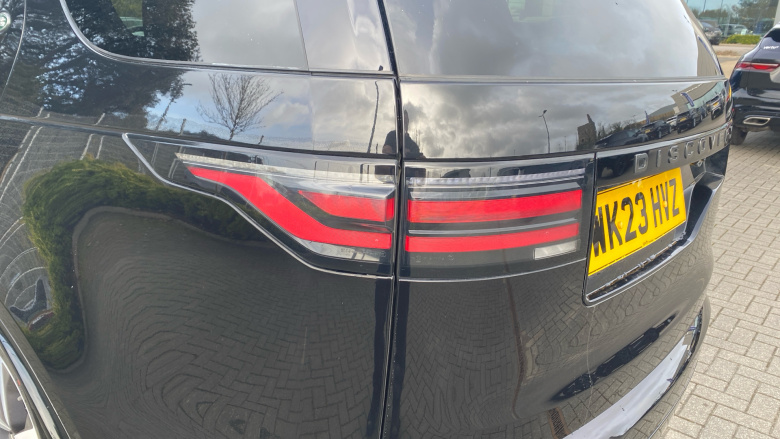 Land Rover Discovery 3.0 D250 R-Dynamic SE 5dr Auto Diesel Station Wagon